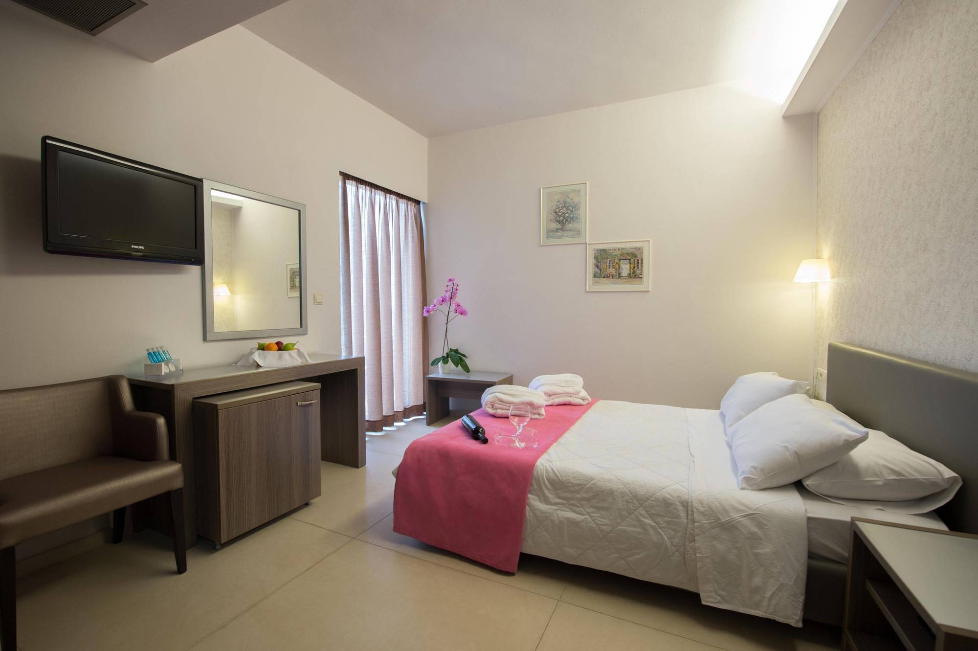Astron Hotel Ierapetra  Exterior photo